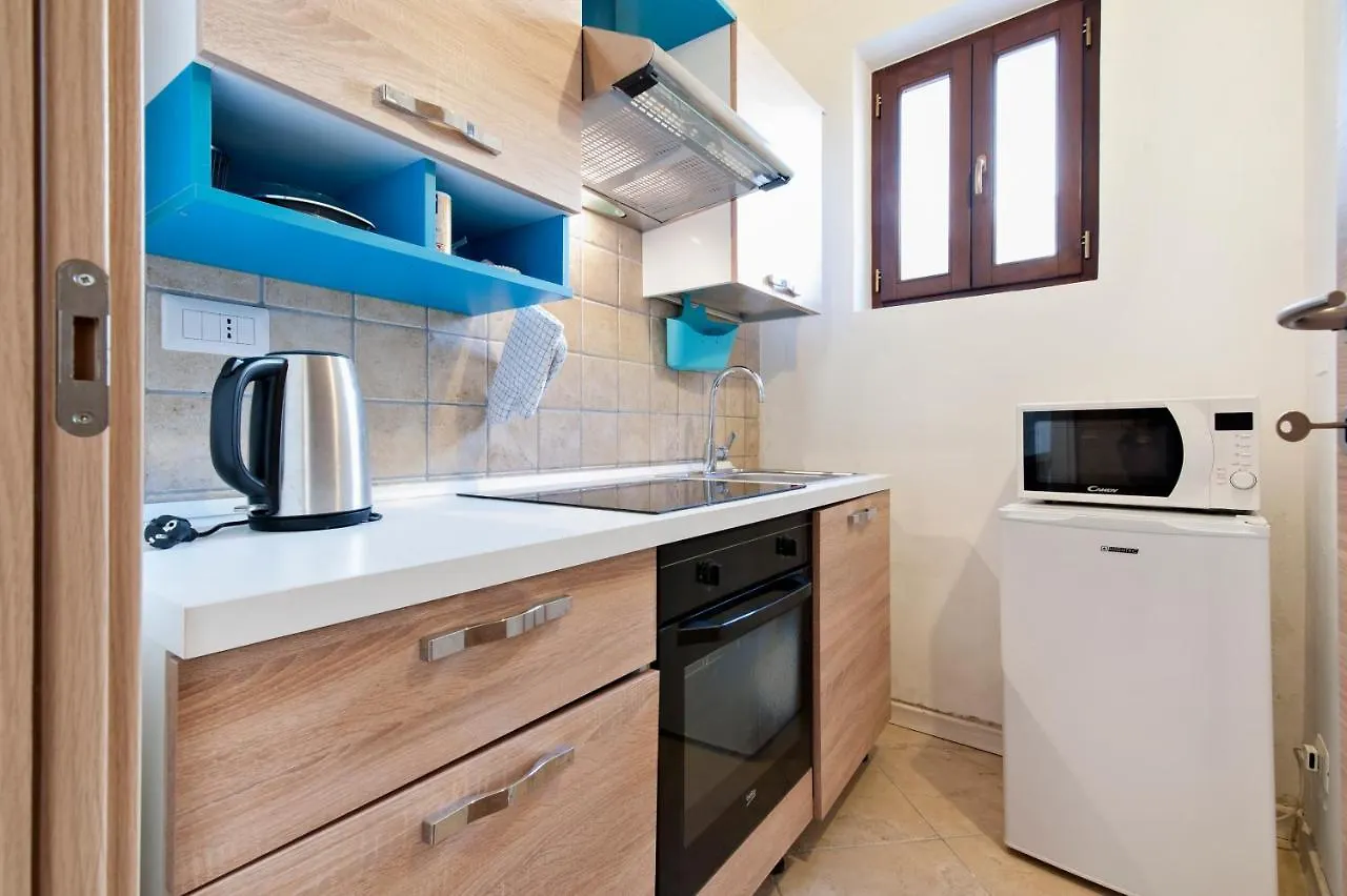 Mesagnesi 6 - Loft Centro Storico Sit Apartment Lecce 0*,